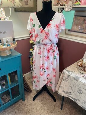 June & Ivy  Floral Wrap Midi Dress in Pink and White